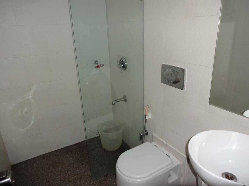 Continental Park Hotel Vijayawāda Quarto foto
