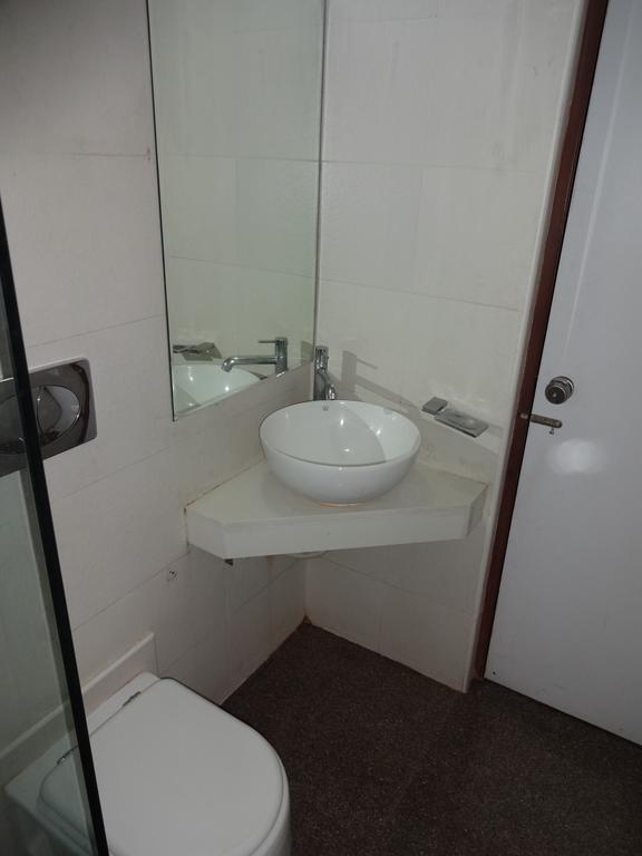 Continental Park Hotel Vijayawāda Quarto foto